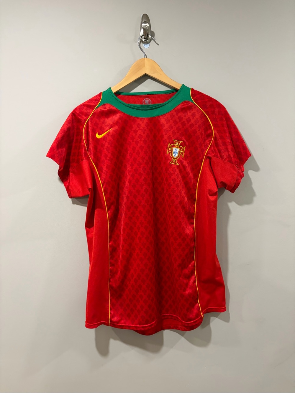 Nike Portugal Cristiano Ronaldo #7 Soccer Jersey Red Youth Large 18-20
